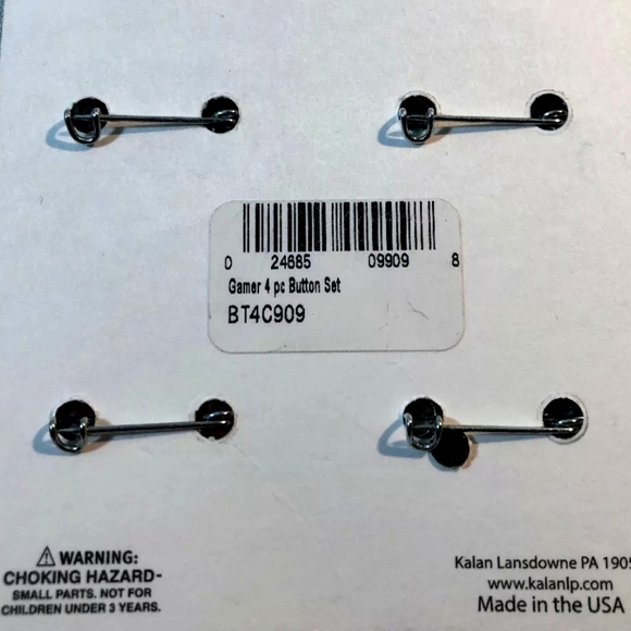 (Last One) 4pc Gamer Pin Button Set - Picture 3 of 3